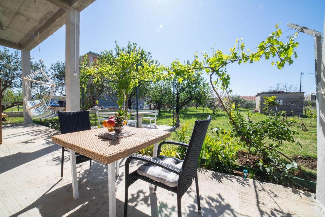 Apartment Livaja Kastel Novi Luaran gambar